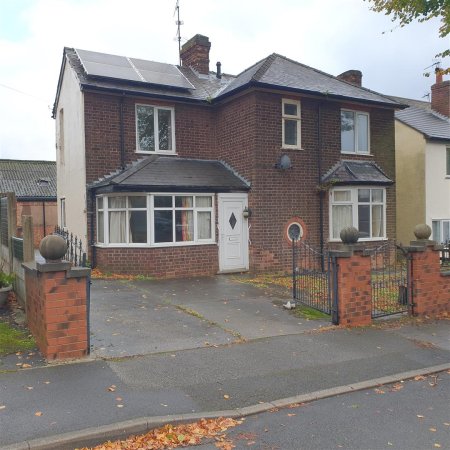 Grange Avenue Mansfield NG18 5EY