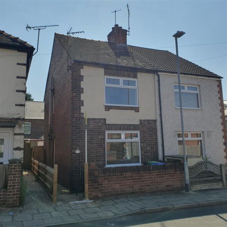 Oxford Street Sutton-In-Ashfield NG17 2EG