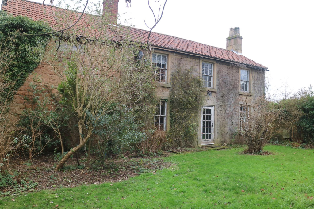 Photo of Pheasant Hill, Mansfield