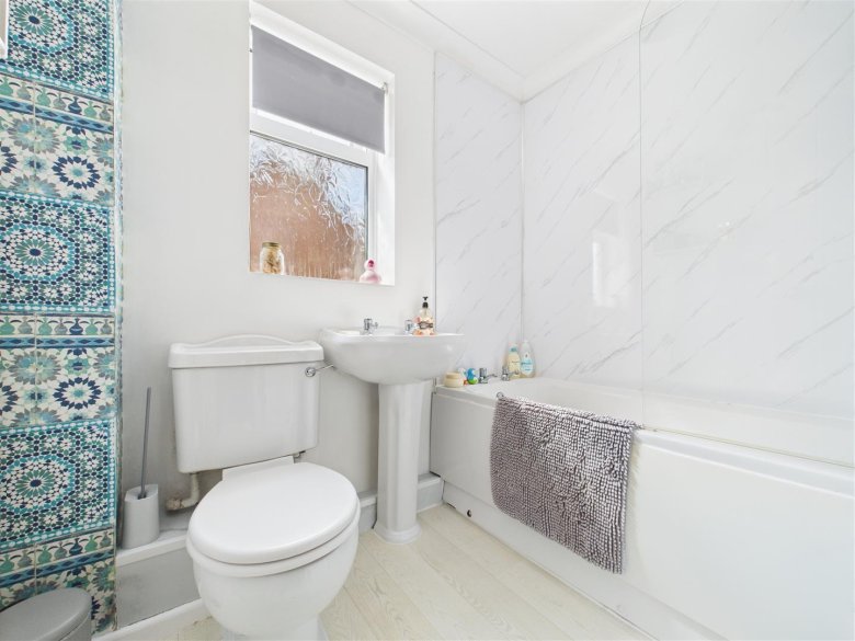 Photo of Hall Close, Rainworth