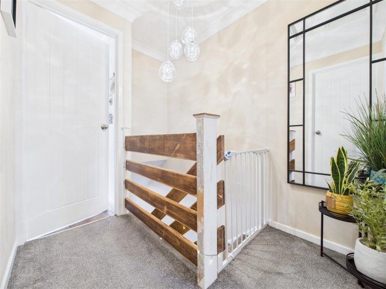 Photo of Hall Close, Rainworth